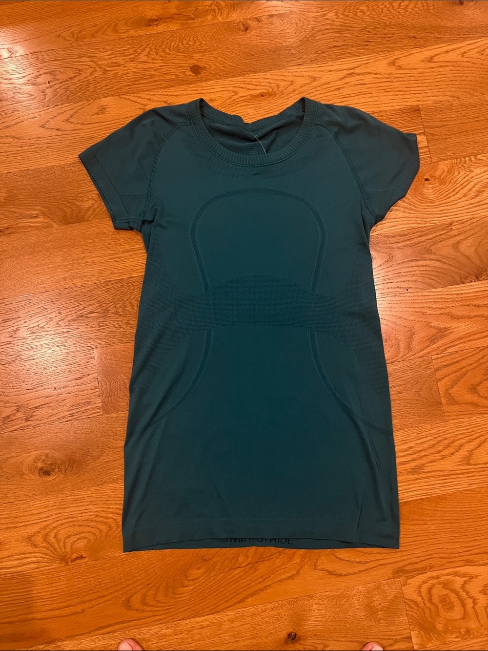 lululemon athletica Short Sleeve Swiftly Tech Tee in Deep Teal